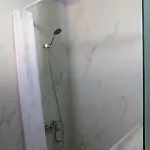 Bed & Business Apartment Drama