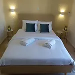 Bed & Business Drama