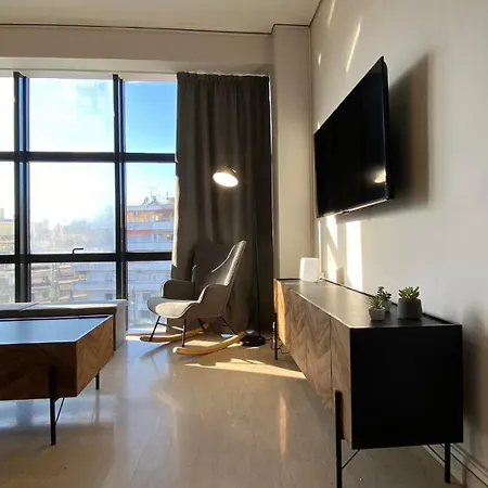 Bed & Business * Dráma